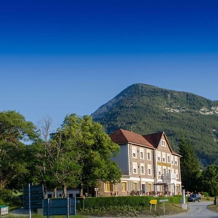 Hôtel Lac Et Forêt Saint-André-les-Alpes Exterior foto